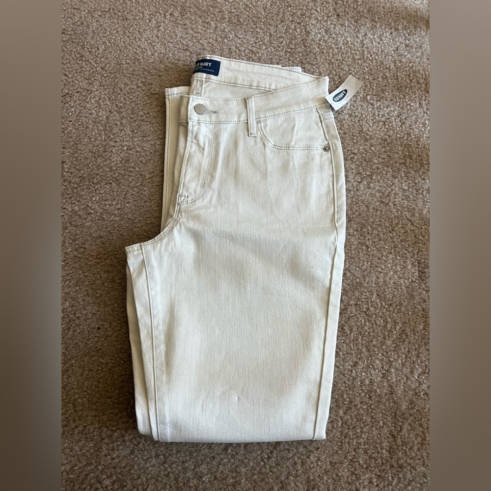 WT OLD NAVY Winter White Rockstar Mid Rise Straight Leg Jeans